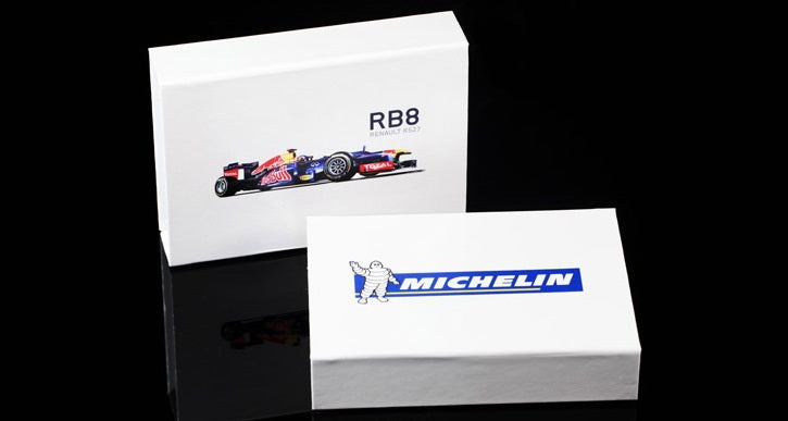 Flip USB Box